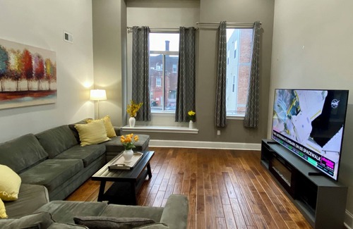 Center City House | Parking Roofdeck Hot Tub in Large Home near Convention Center