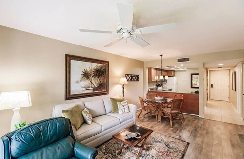 Park Shore Apartment | ParkShore Resort-1stFloor BLDG C #119 *Relaxing*