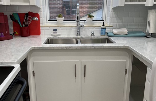 Cheyenne Apartment | Parkside Flat - Fresh & Clean