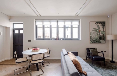 Bryanston and Dorset Square House | Parkside House - Regent's Park - by Frankie Says