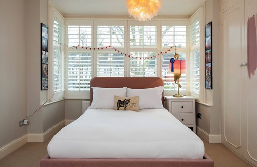 Mortlake House | Parkside Purity, by Veeve