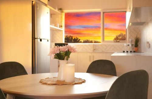Glenelg North Apartment | Parkside Seabreeze Retreat at Glenelg North