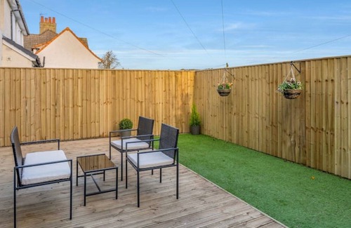 Rosyth House | Parkside -Short commute to Dunfermline & Edinburgh