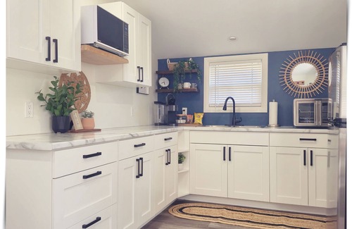 Leamington Cottage | Parkview Boho Cottage 4 - Birch Burrow