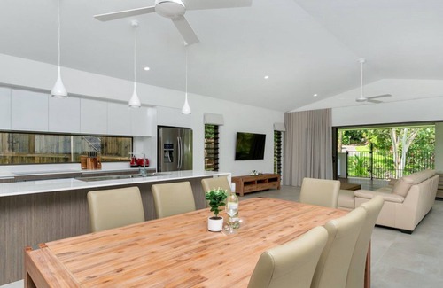Palm Cove House | PARKVIEW @ PALM COVE