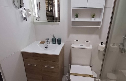 Carabanchel Apartment | Parque de la Emperatriz I - Studio for 3 people
