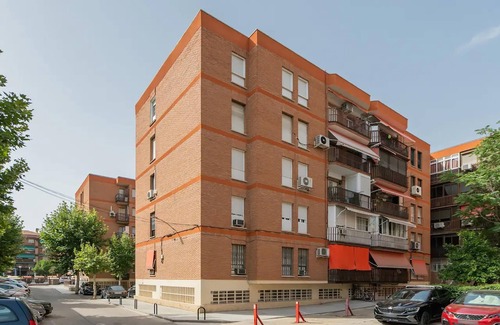 Carabanchel Apartment | Parque de la Emperatriz II - Studio for 2 people