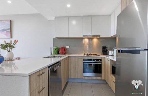 Sydney Apartment | Parramatta 2 Bed Apt with Parking NPA011-3101