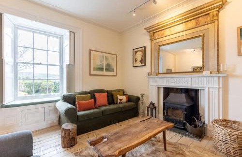 Newport House | Parrog Beach House - Sleeps 12