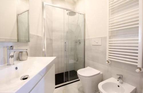 Bordighera Apartment | Parrots & Palms