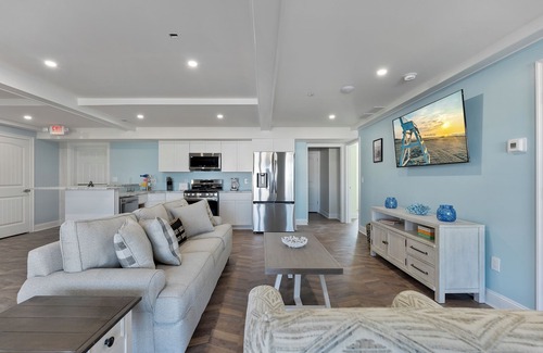 North Wildwood Apartment | Party Headquarters in the Middle of the Entertainment with the beach steps away!