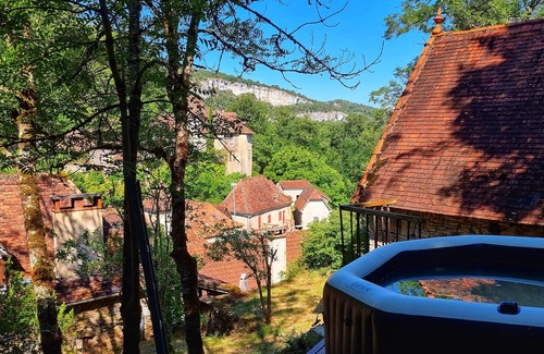 Saint-Cirq-Lapopie Cottage | Pascaline Cottage