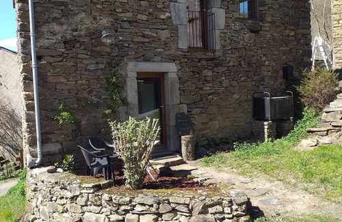 Cambounes House | Pasivetat - Stone house in the heart of nature