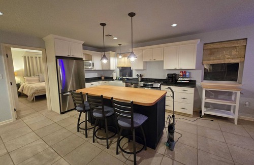 Pass Christian House | Pass Christian Getaway: Where Coastal Charm Meets Relaxation!
