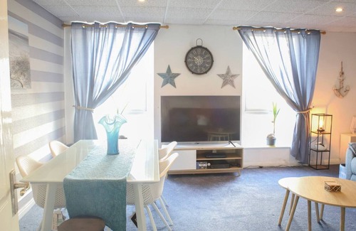 Llanelli Apartment | Pass the Keys | 2 bed town centre flat Llanelli · Modern and bright town centre flat in Llanelli