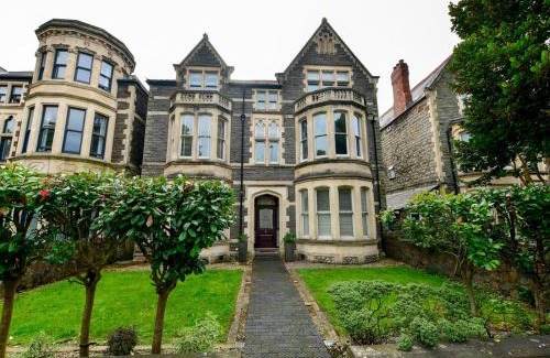 Pontcanna Apartment | Pass the Keys Beautiful 3 bedroom apartment