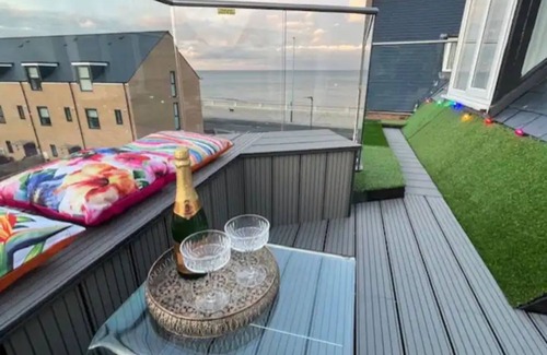 Whitley Bay House | Pass the Keys | Bespoke Coastal Retreat, Whitley Bay