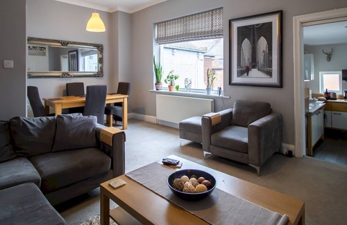 Gosforth House | Pass the Keys | Bright Maisonette Gosforth