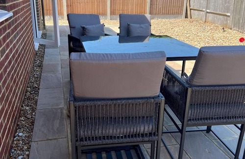 Lydd-on-Sea House | Pass the Keys | By the Beach Brand New Holiday home