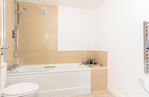 Forest Fields Apartment | Pass the Keys | Central One bed apartment