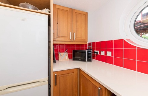 Reading Apartment | Pass the Keys | Cosy Flat close to Train Station and Centre