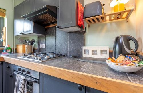 Bridgnorth House | Pass the Keys Cosy Spacious Garden House