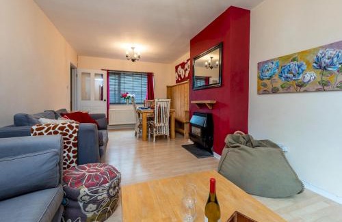 Bridgnorth House | Pass the Keys Cosy Spacious Garden House