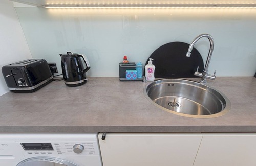 Regent's Park Apartment | Pass the Keys | Elegant 2bed flat overlooking Regent’s Park London