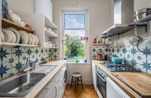Herne Hill Apartment | Pass the Keys | Exquisite Flat - Ten minutes to Central London