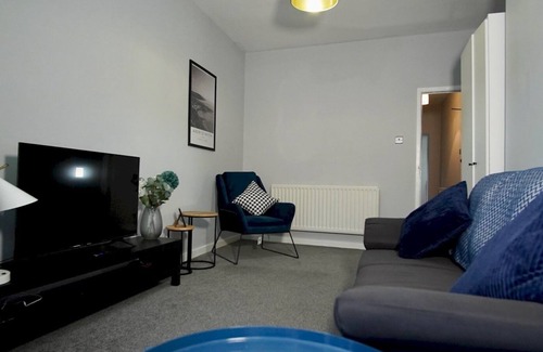 Aberystwyth Apartment | Pass the Keys | Fantastic two bedroom Victorian Apartment
