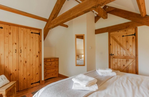 Aldborough House | Pass the Keys | Flint Lodge Spacious barn conversion