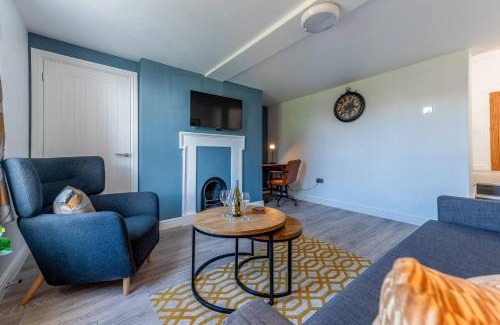 Broseley Apartment | Pass the Keys Garden View at The Iron House