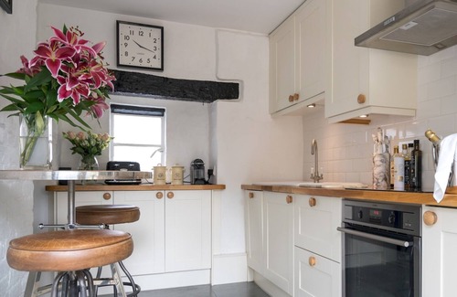 Chipping Campden House | Pass the Keys | Stunning 17th century 3 bedroom cottage