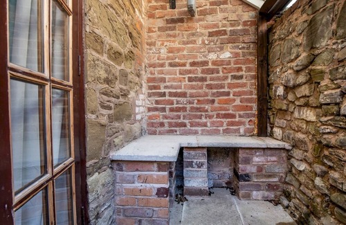 Acton Scott House | Pass the Keys | Quaint 1 bedroom cottage in Church Stretton