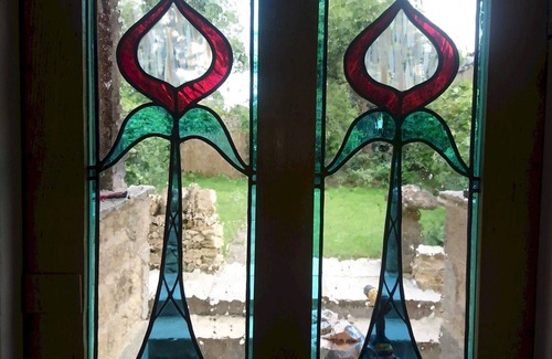 Stow-on-the-Wold House | Pass the Keys | The Pippins a Cotswold cottage and garden parking