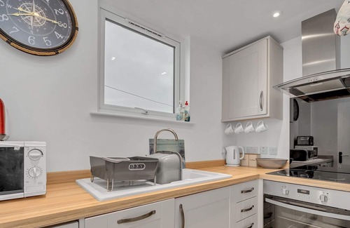Martlesham Heath House | Pass the Keys | Harbour View, with stunning views