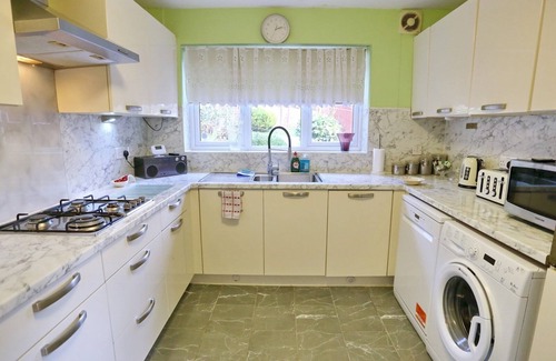Salford House | Pass the Keys | Loved Family Home With Garden & Parking