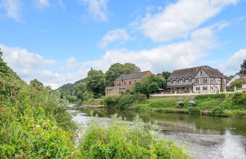 Bridgnorth House | Pass the Keys | Lovely 4 bed home in Bridgnorth