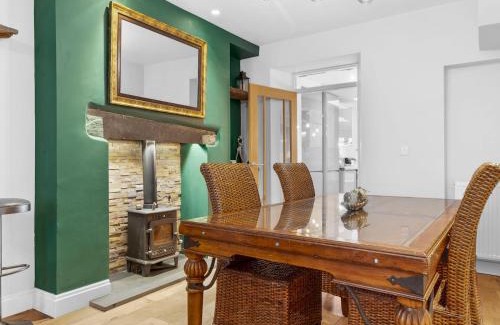 Newland Near Ulverston House | Pass the Keys Lovely 2 Bed With Pool Table Ulverston