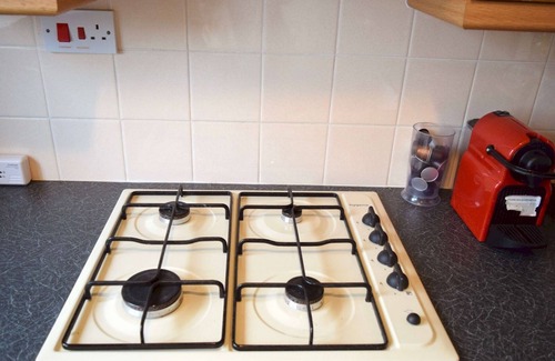 Cambridge Apartment | Pass the Keys | Lovely Central One Bedroom Space with Free Parking