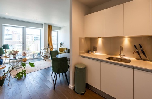 Cantelowes Apartment | Pass the Keys | Luxury Apartment with Stunning Views