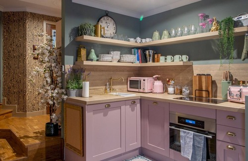 Kelvinbridge House | Pass the Keys | Magical Mews Hideaway: Quirky Cottage Experience