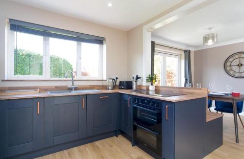 Bont Newydd House | Pass the Keys Modern Town House on the edge of Caernarfon