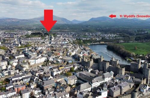 Bont Newydd House | Pass the Keys Modern Town House on the edge of Caernarfon