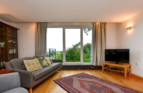 Crynant House | Pass the Keys | NEW Beautiful house in the Gower Sleeps 12