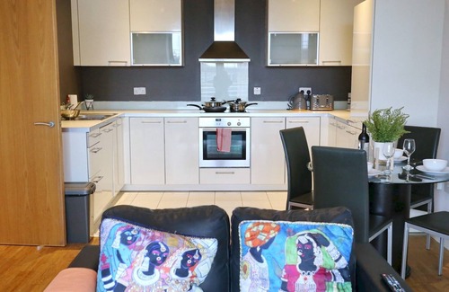 Trafford Apartment | Pass the Keys | Stunning Views, Canal Side Flat With Free Parking
