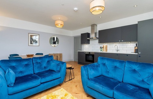 Bath City Centre Apartment | Pass the Keys | Stunning 2 bed retreat in the heart of Bath