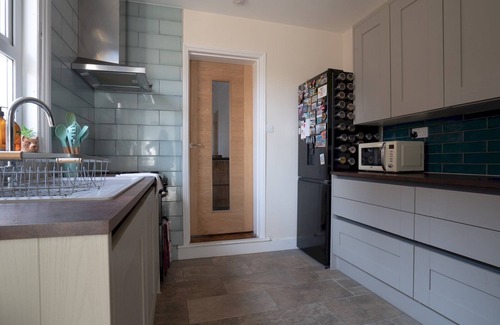 Gloucester House | Pass the Keys | Stylish Victorian home with garden