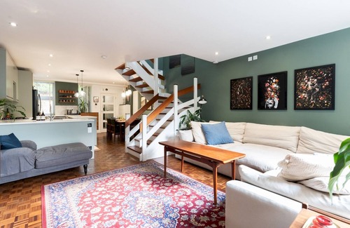 Greenwich West House | Pass the Keys | Stylish 3-Bed Greenwich Retreat | Garden + Parking
