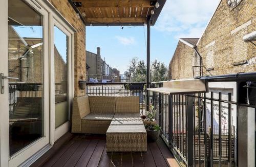 De Beauvoir Apartment | Pass the Keys Stylish Apartment by London Fields with a Balcony